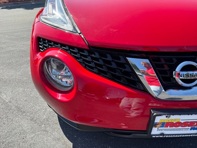 2016 Nissan Juke S photo 33