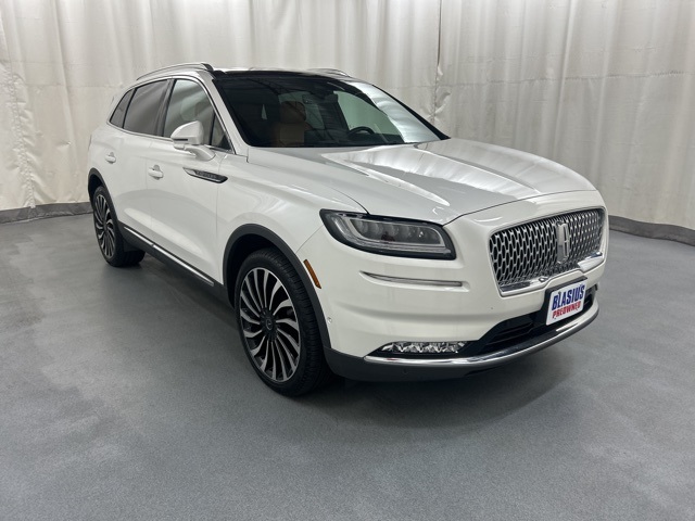 2022 Lincoln Nautilus Black Label's photo