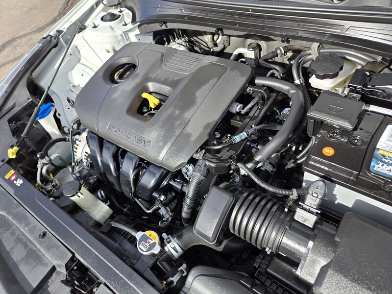 2021 Kia Forte GT-Line photo 16