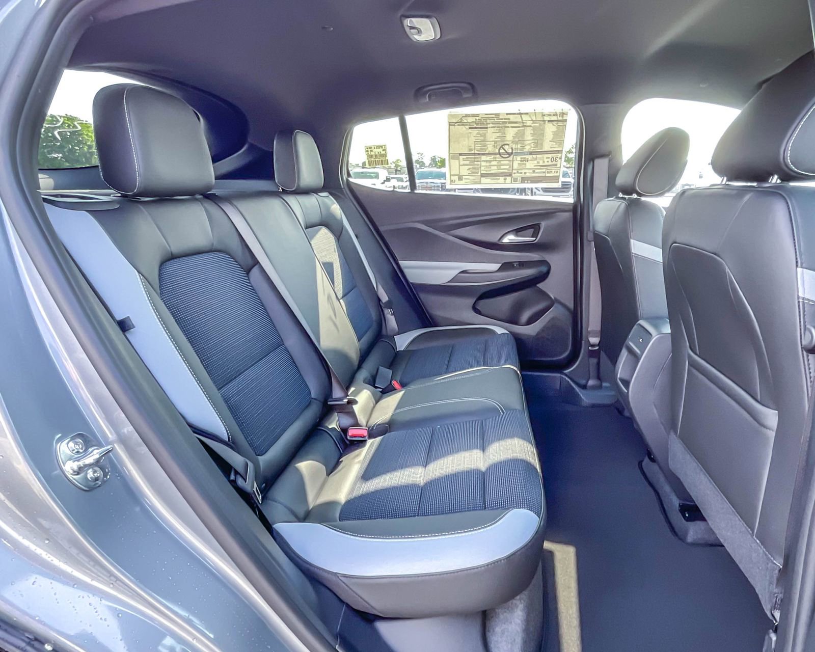 2025 Buick Envista Preferred photo 18