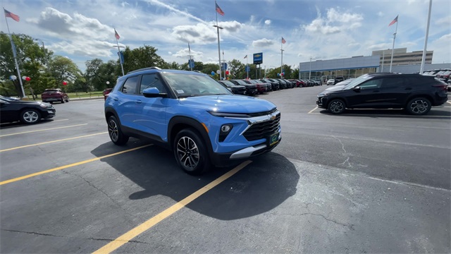 2024 CHEVROLET TRAILBLAZER - Image 2