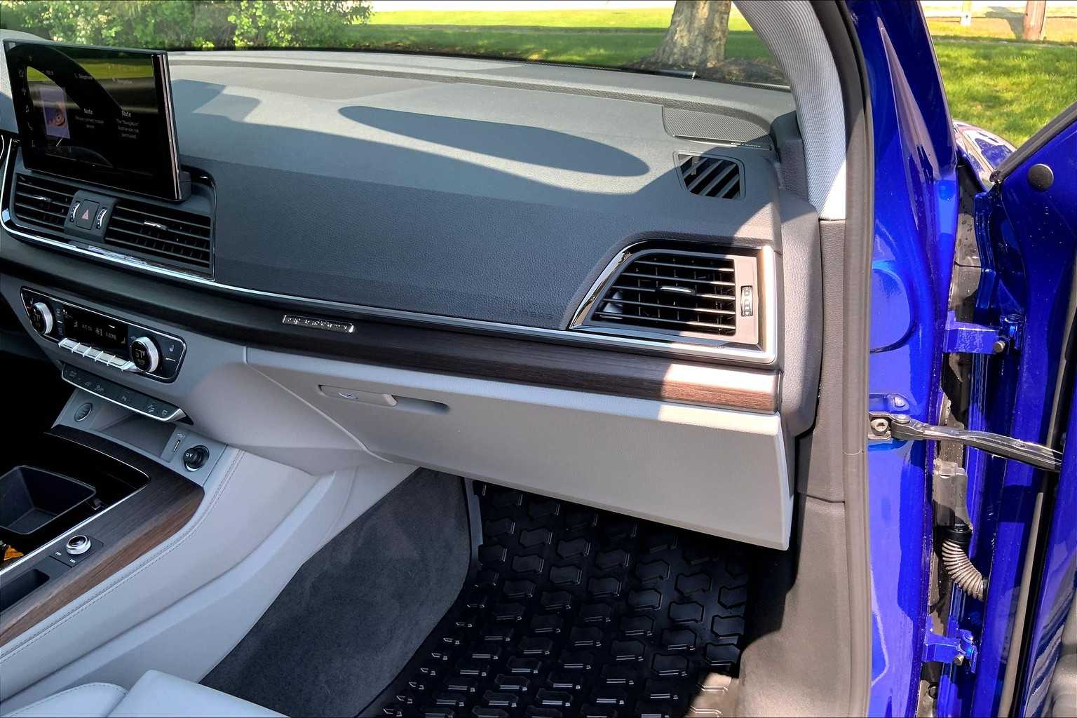 2024 Audi Q5 S line Premium Plus photo 17