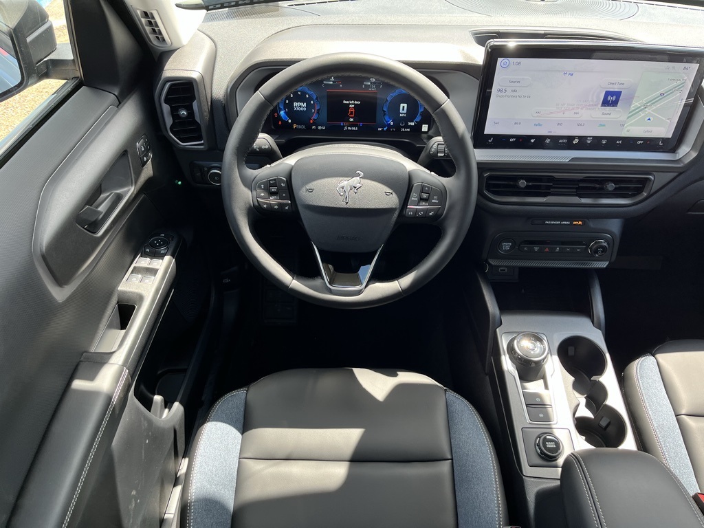 2025 Ford Bronco Sport Outer Banks photo 11