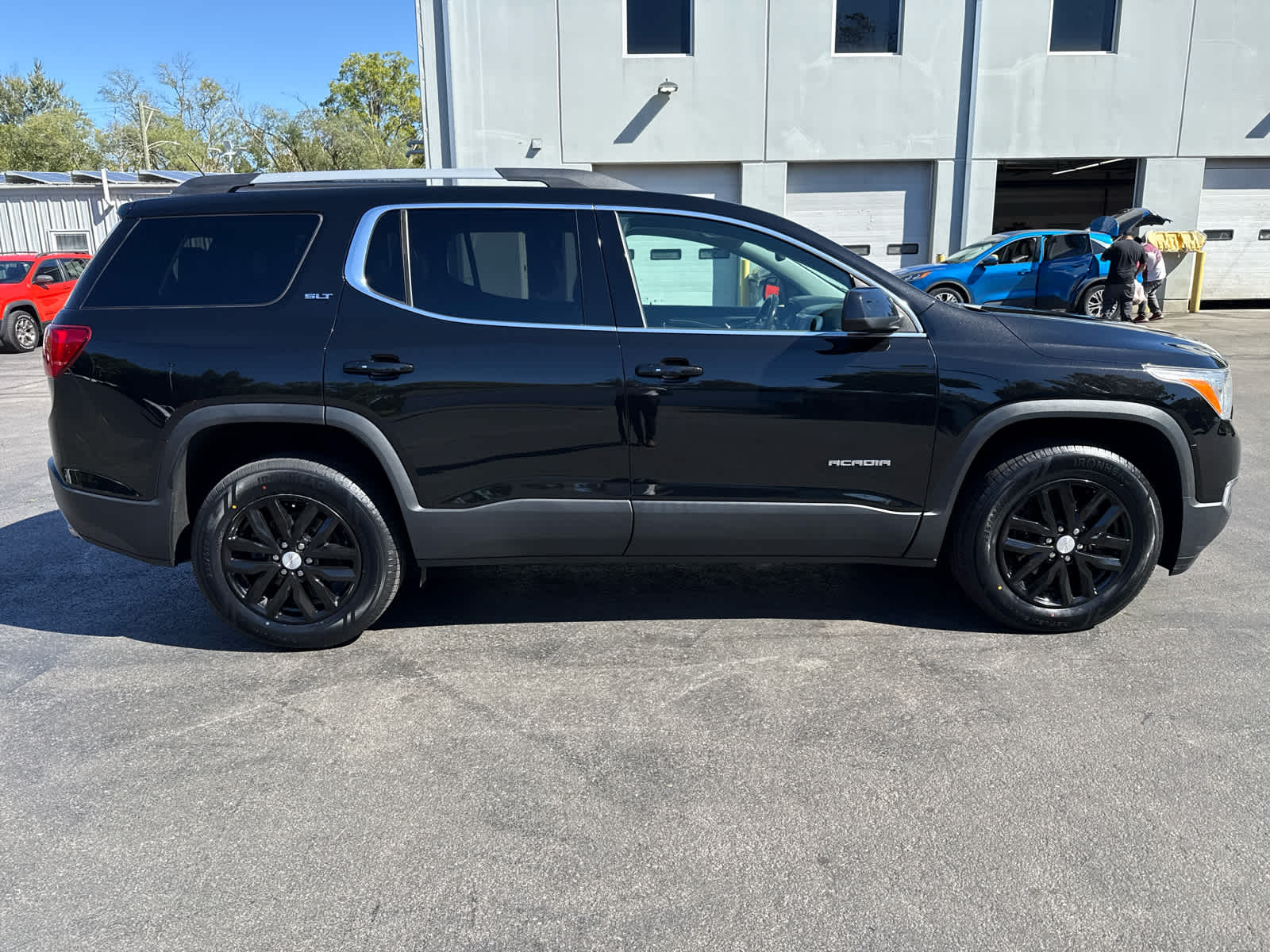 2019 Gmc Acadia SLT photo 2