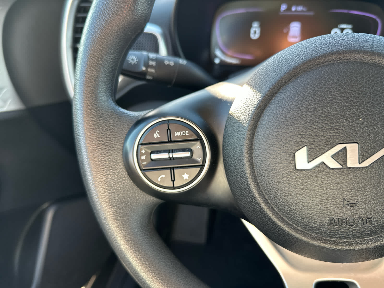 2023 Kia Soul LX photo 16