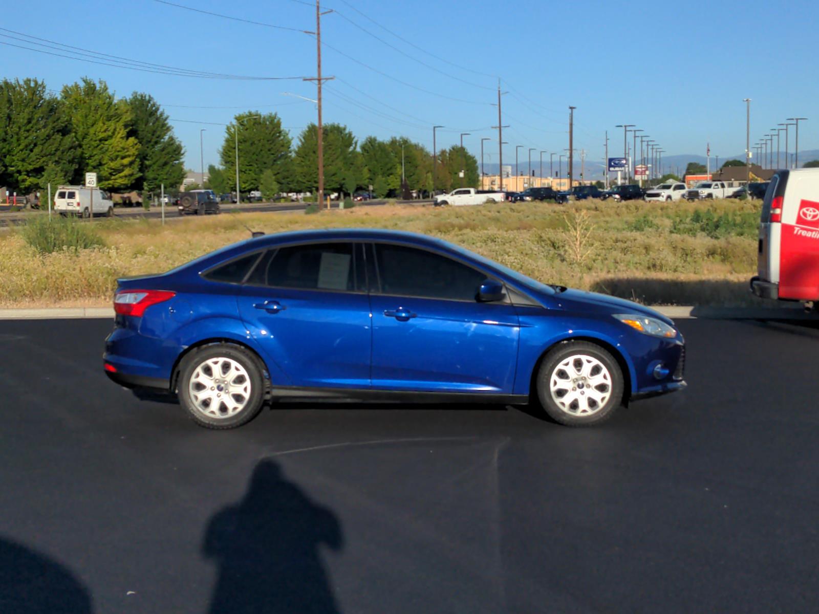 Used 2012 Ford Focus SE with VIN 1FAHP3F21CL395579 for sale in Union Gap, WA