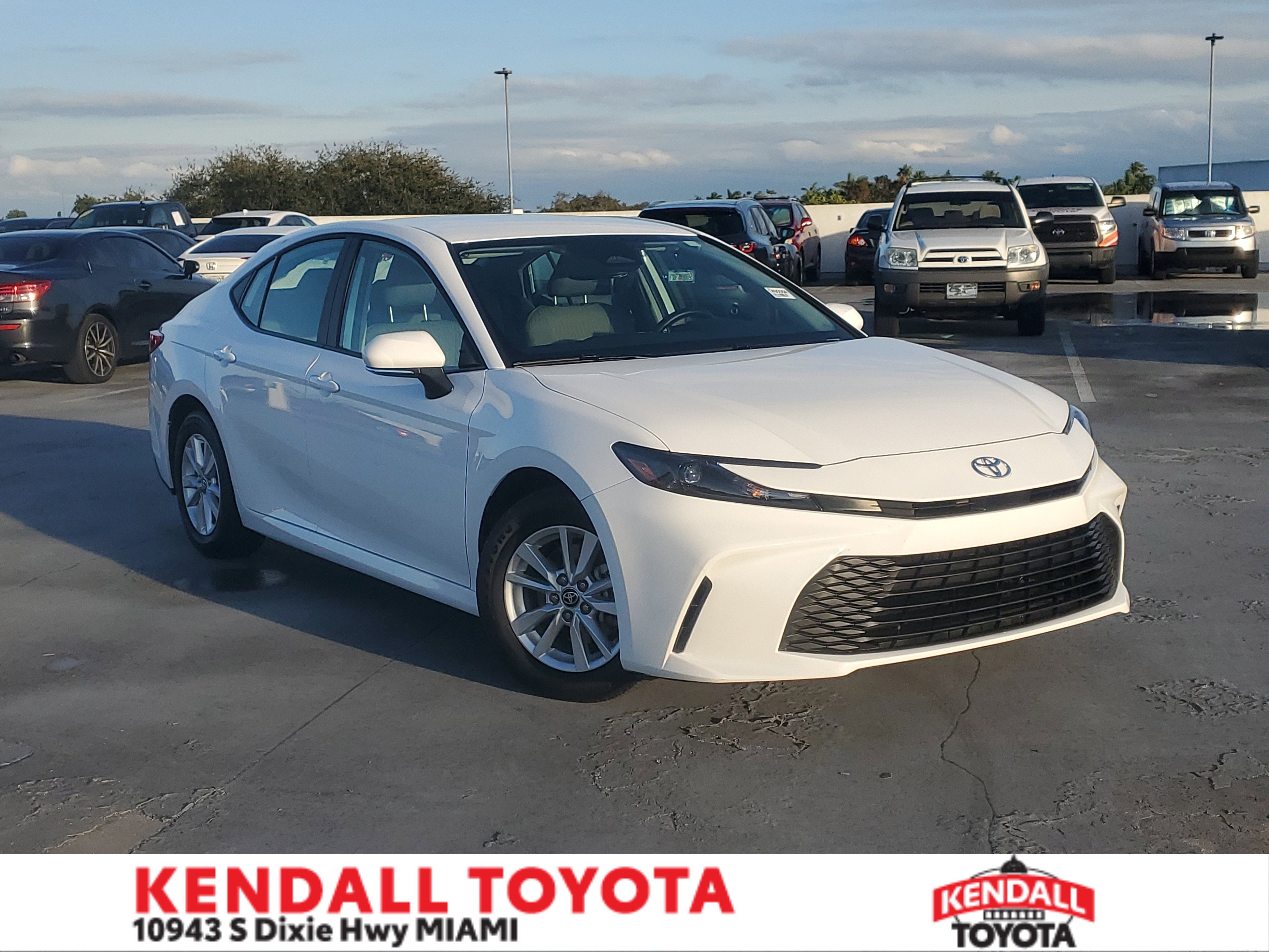 2025 Toyota Camry LE