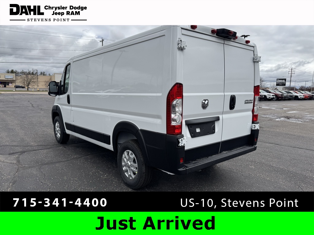 2025 Ram ProMaster 2500 photo 4