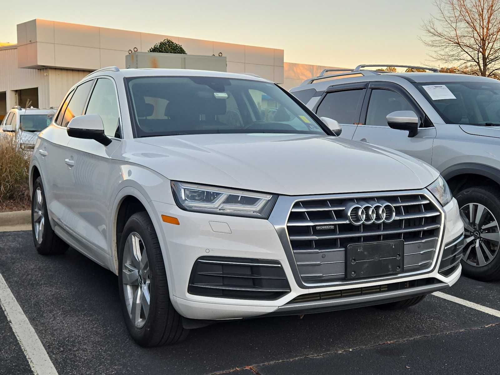 2019 Audi Q5 Premium Plus's photo