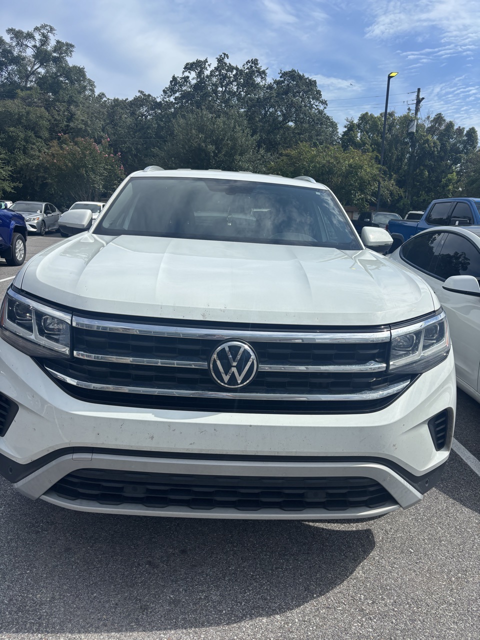 2023 Volkswagen Atlas Cross Sport V6 SE Technology photo 6