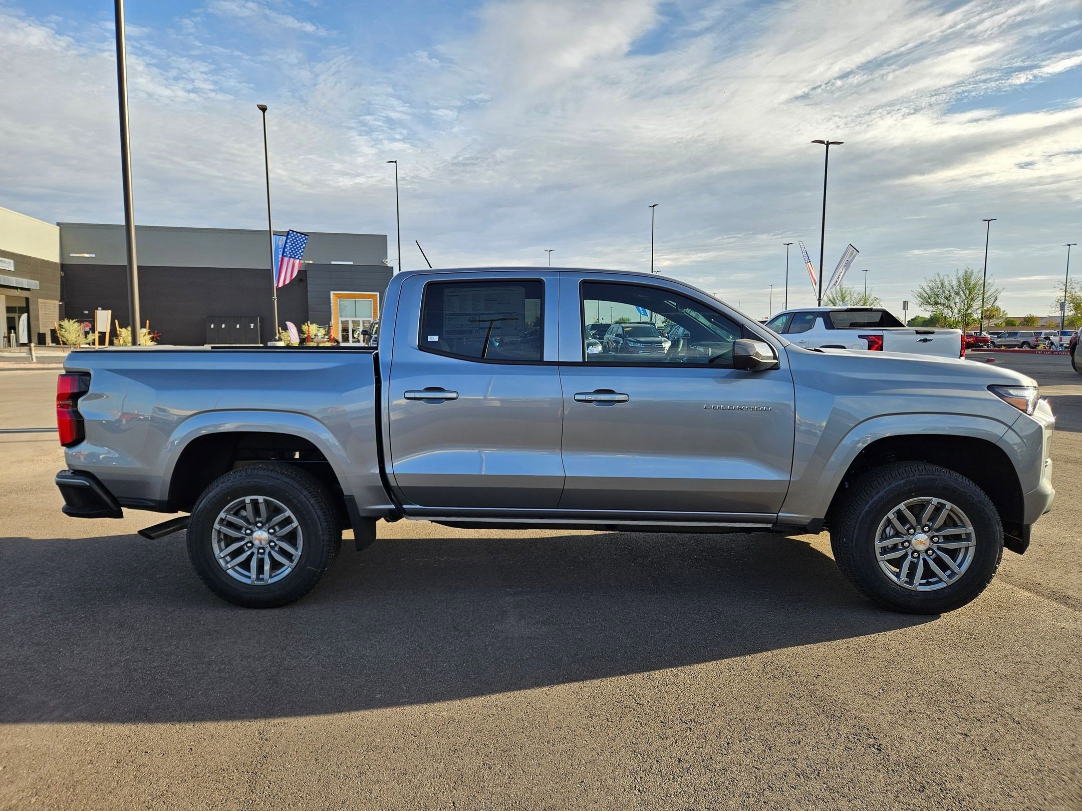 2026 Chevrolet Colorado LT photo 6