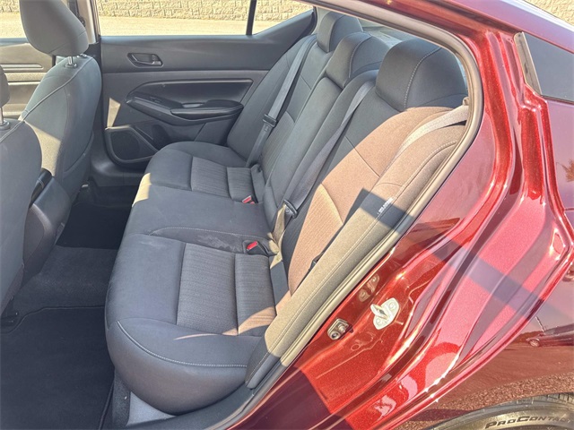 2024 Nissan Altima 2.5 SV photo 14