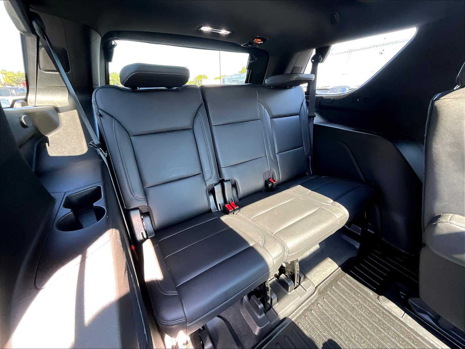 2021 Chevrolet Tahoe LT photo 16
