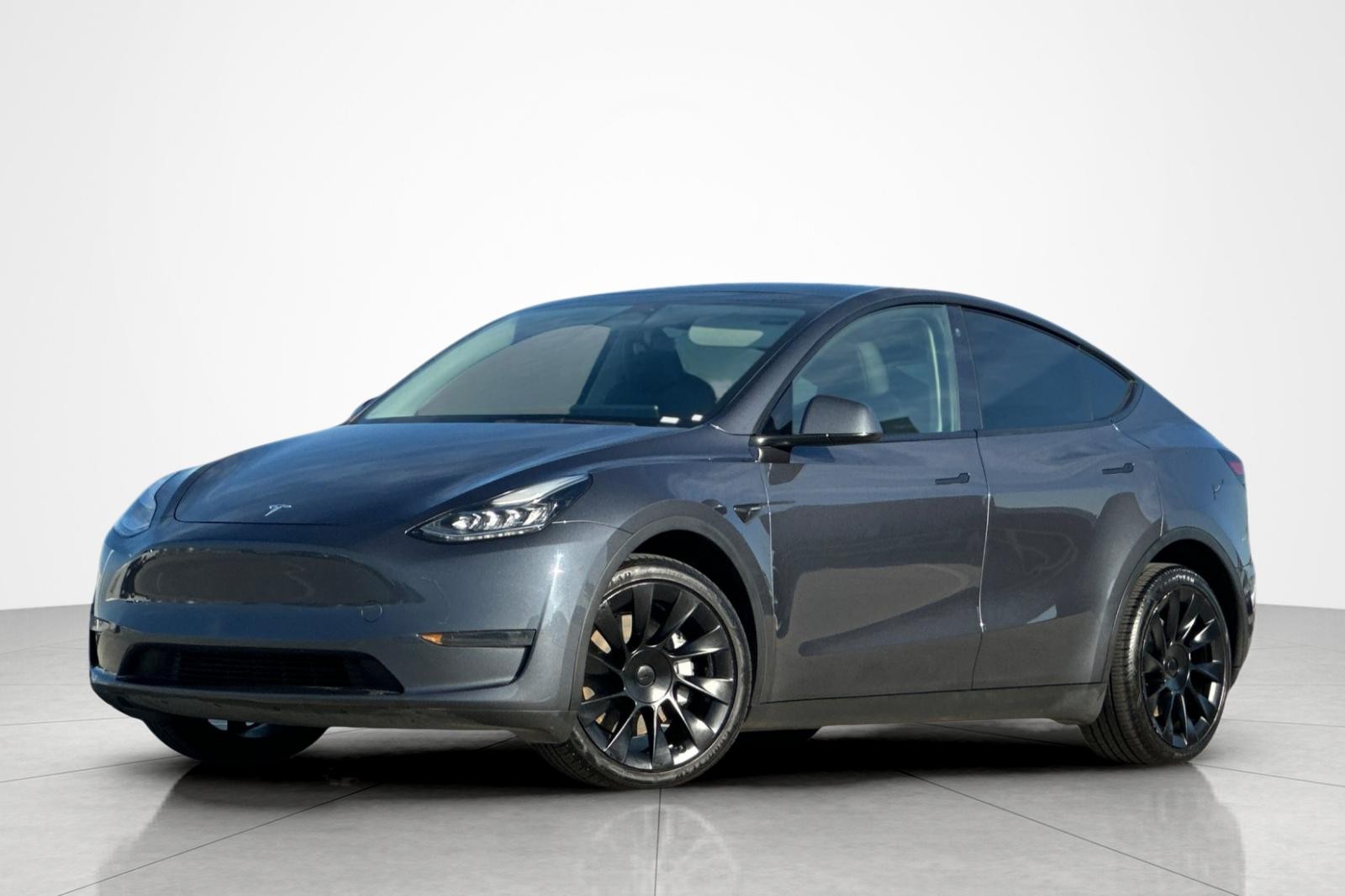 2023 Tesla Model Y Long Range's photo