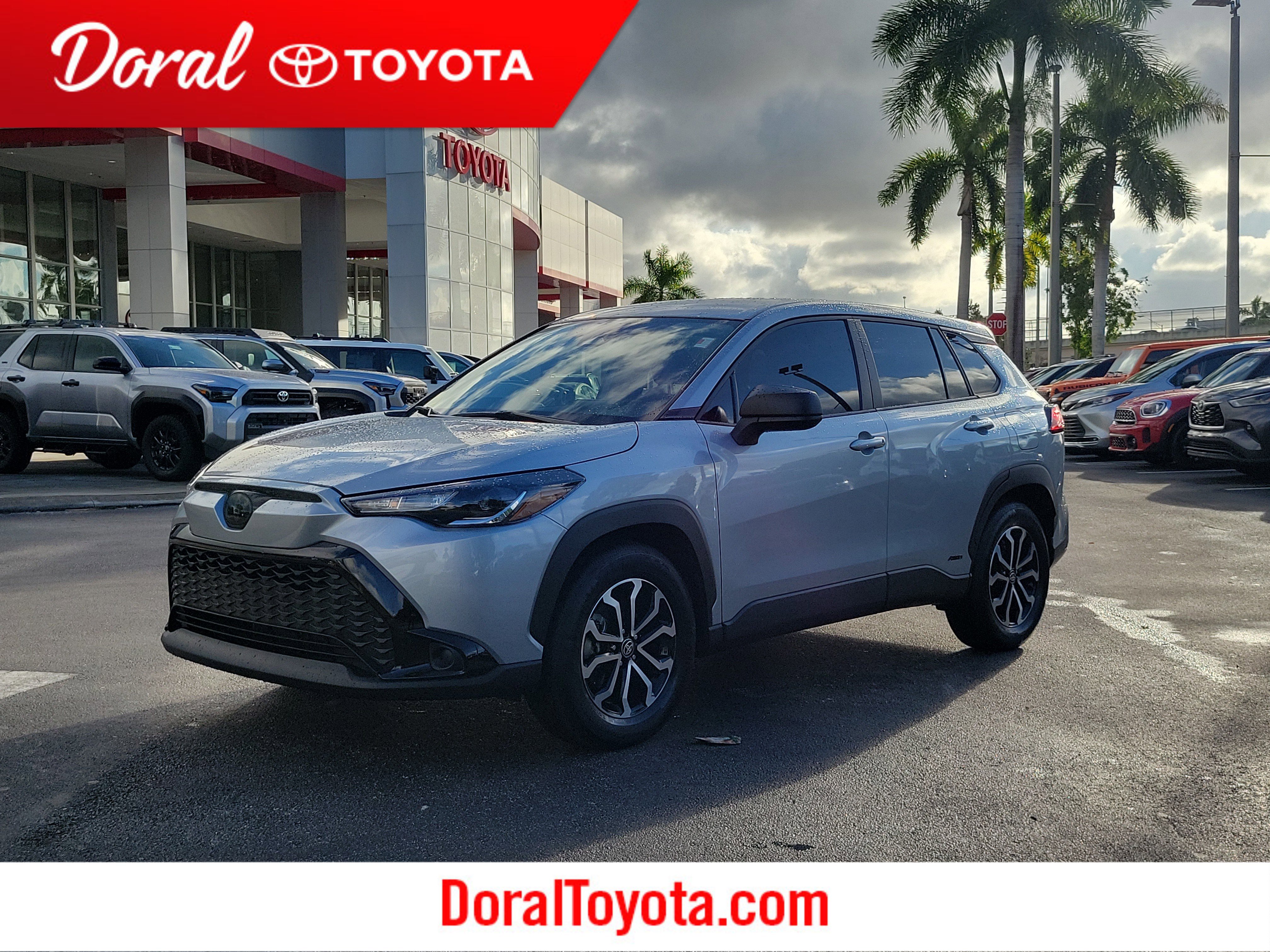 2024 Toyota Corolla Cross S's photo