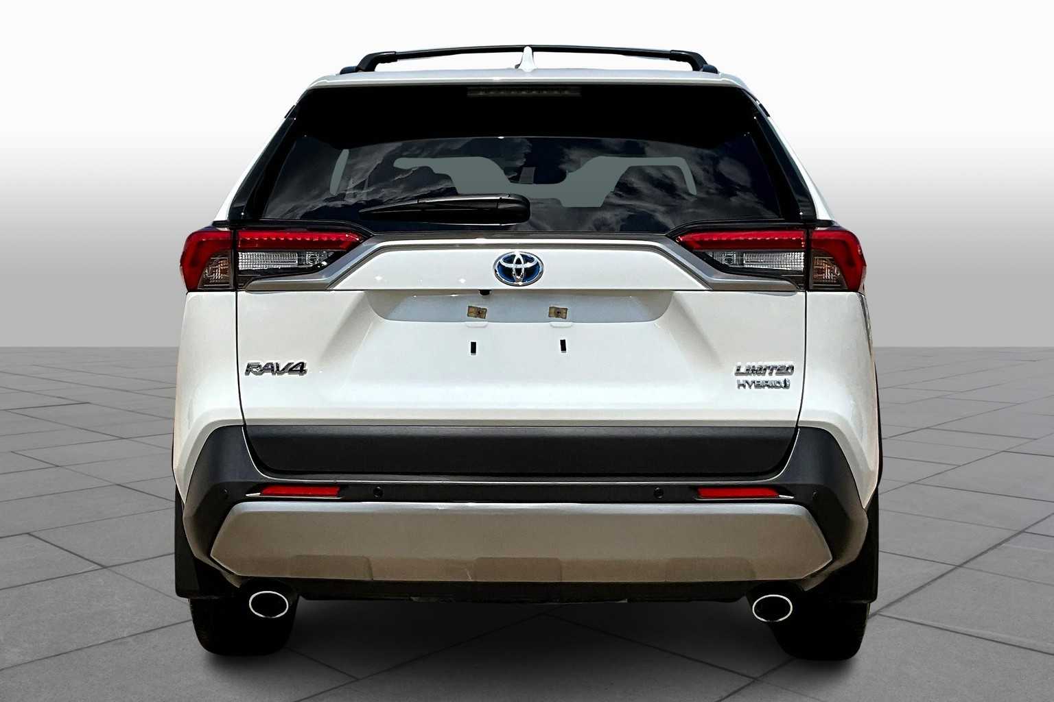 2024 Toyota RAV4 Hybrid Limited photo 4