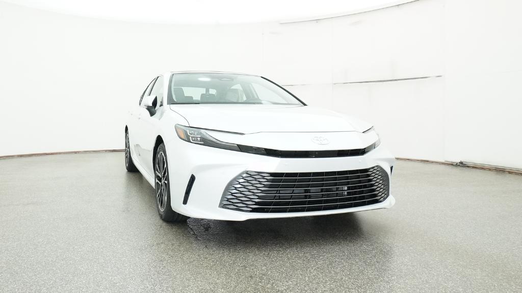 2025 Toyota Camry XLE photo 31