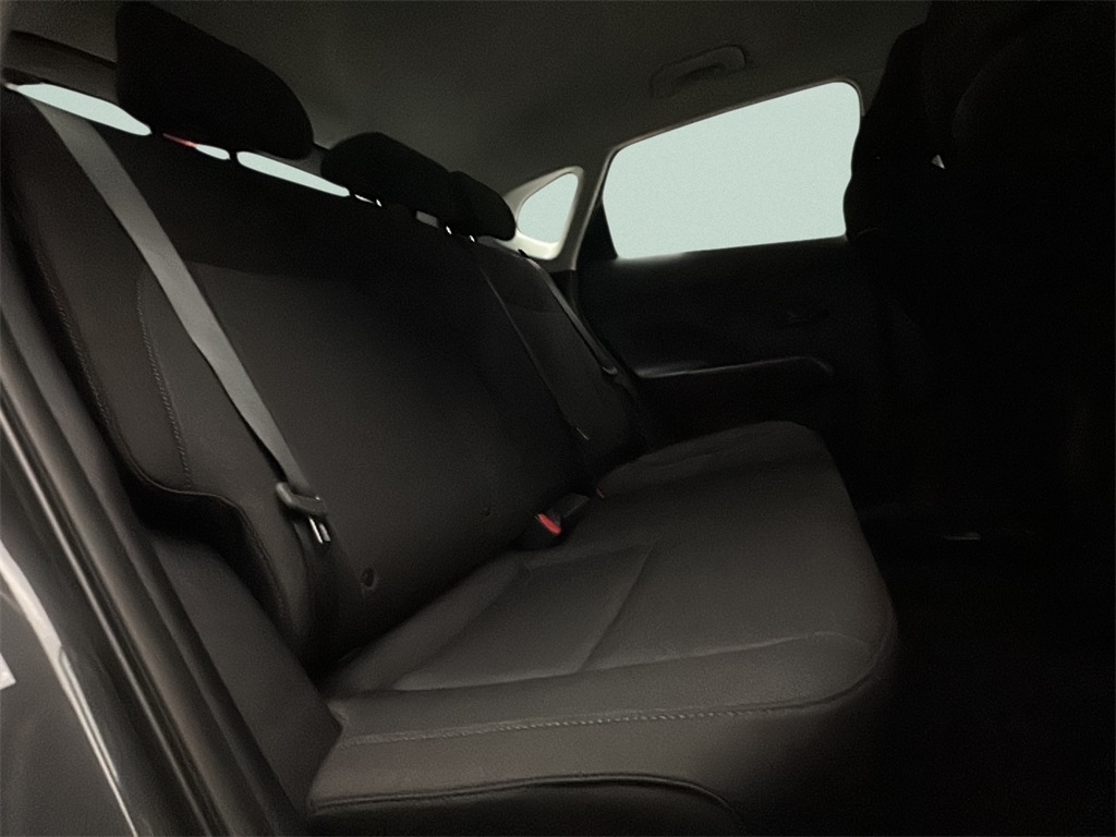 2026 Hyundai Kona SE photo 9