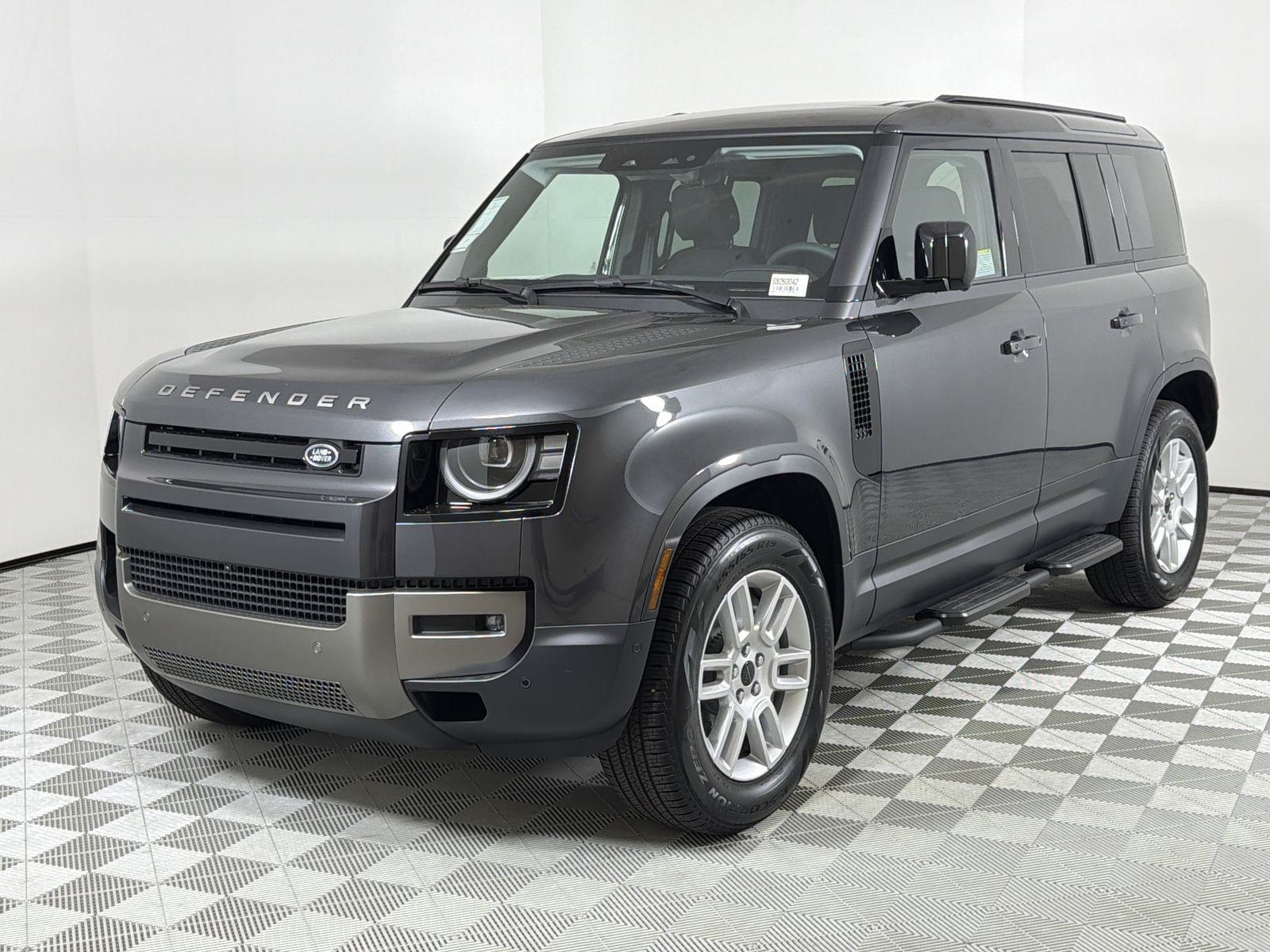 2026 Land Rover Defender S's photo