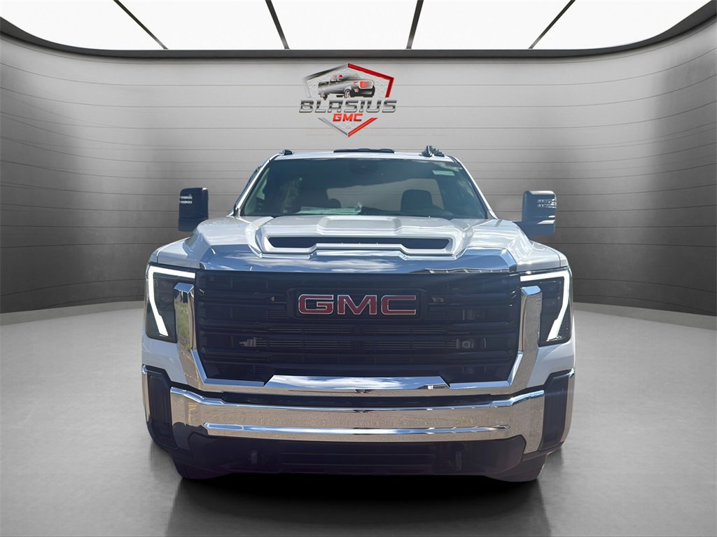 2026 Gmc Sierra 3500 HD Pro photo 6