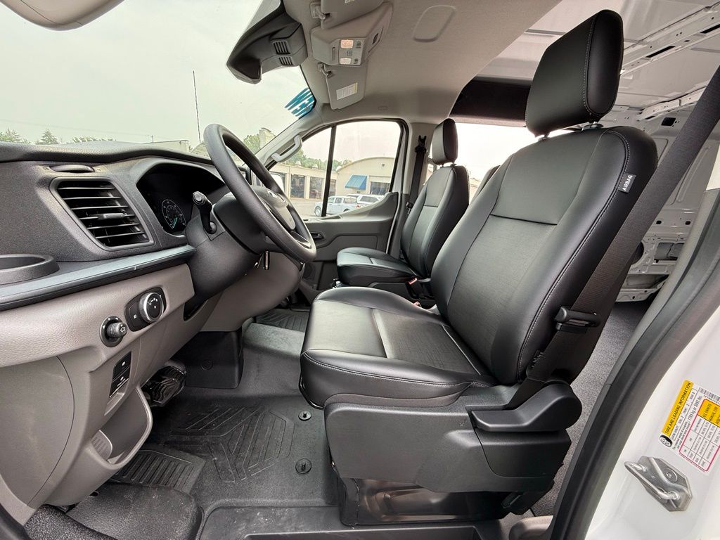 2025 Ford Transit Cargo Van photo 8