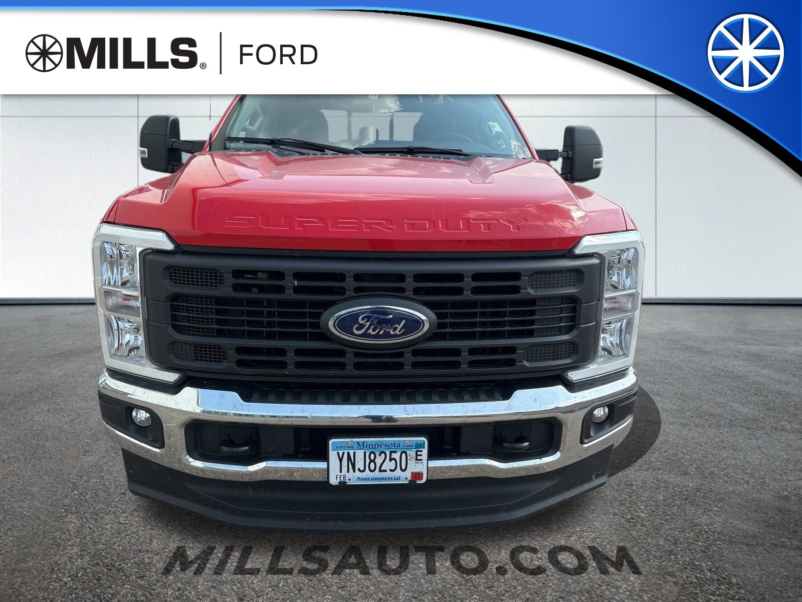 2023 Ford F-350 XL photo 2