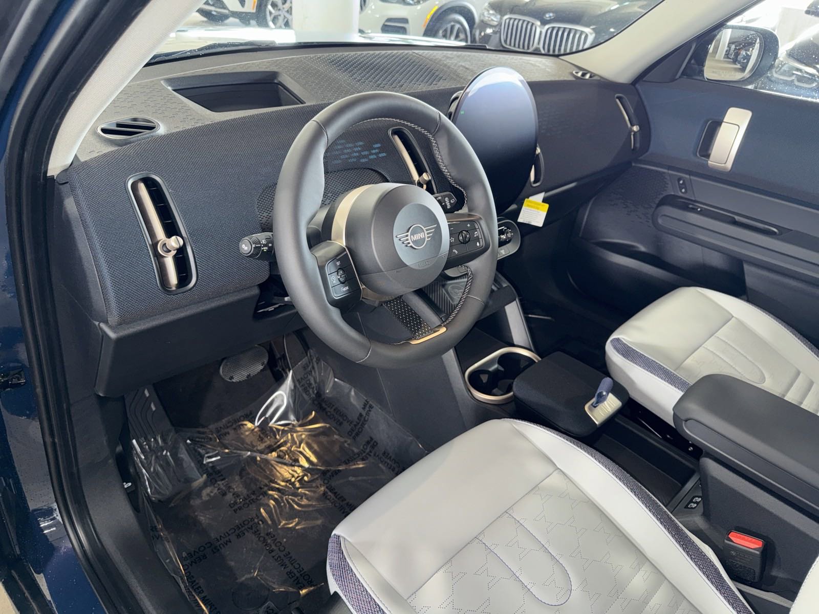 2025 Mini Countryman ALL4 Signature photo 12