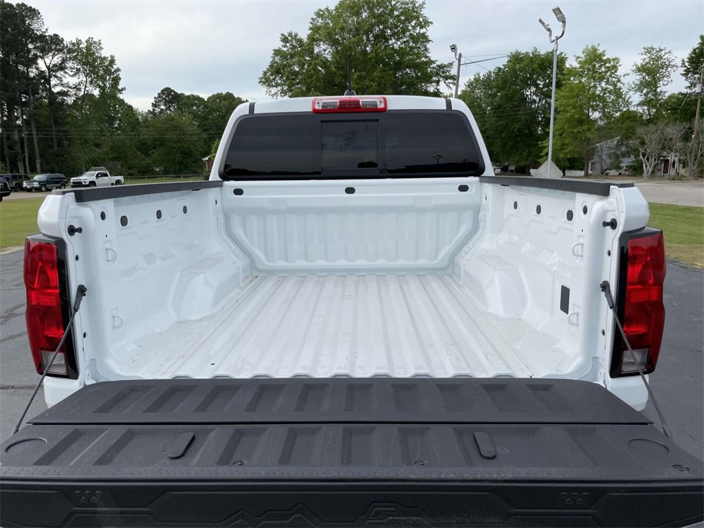 2025 Chevrolet Colorado Work Truck photo 10