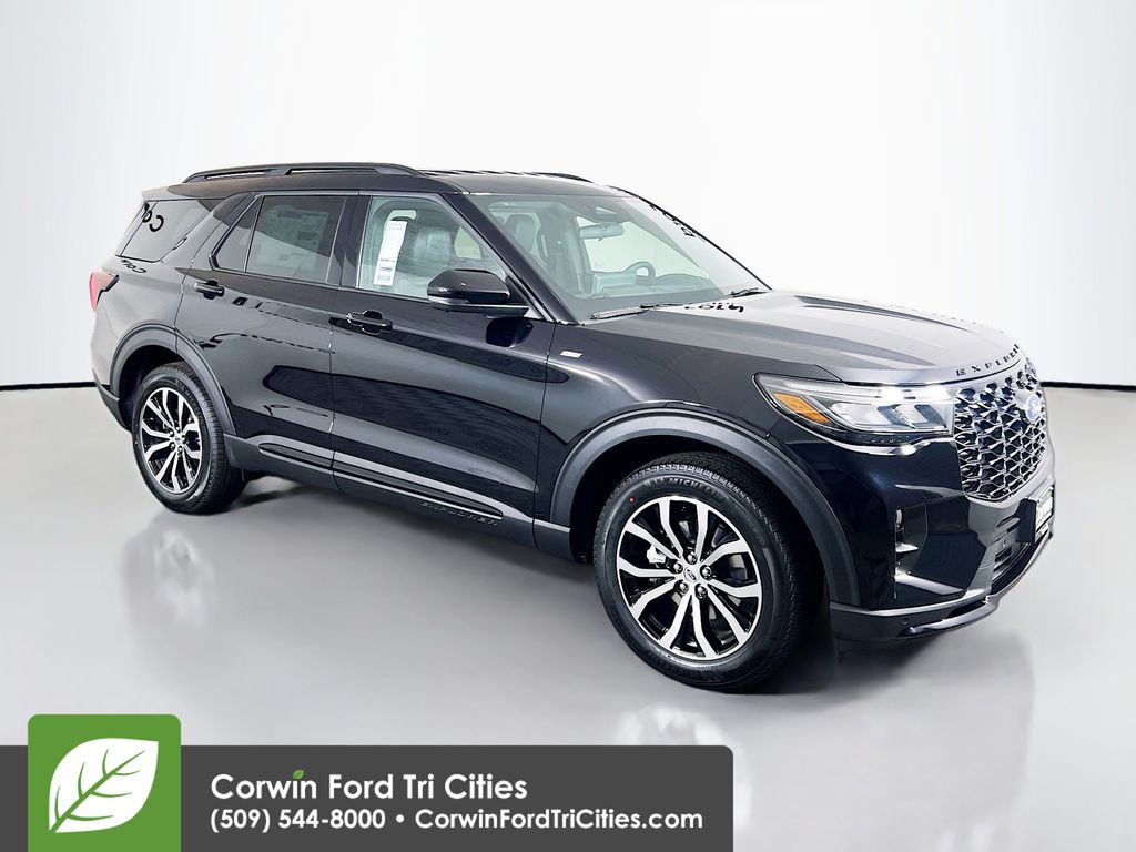 2026 Ford Explorer ST-LINE's photo