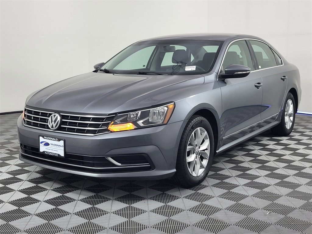 2016 Volkswagen Passat