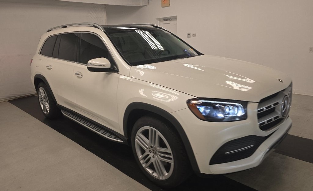 2022 Mercedes Benz GLS 450 4MATIC photo 4