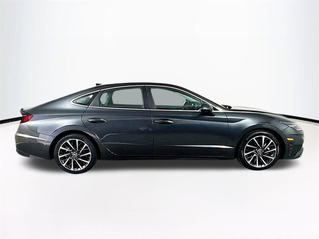2022 Hyundai Sonata Limited photo 8