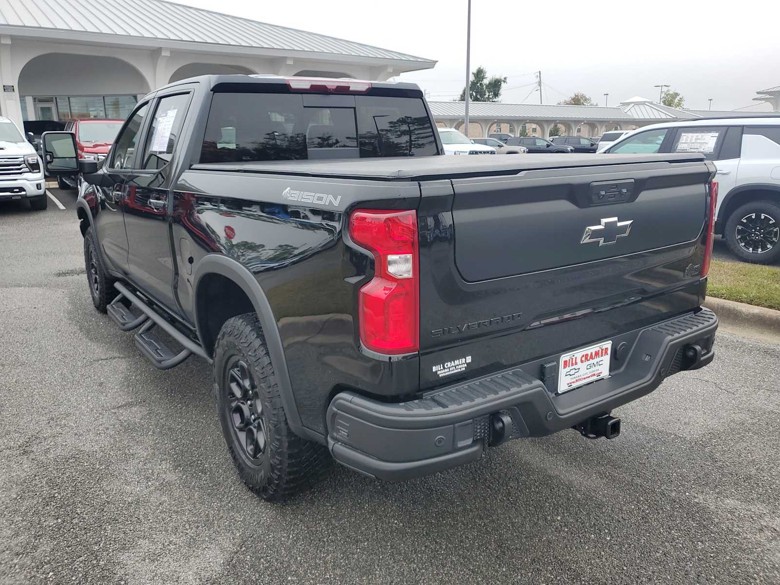 2024 Chevrolet Silverado 1500 ZR2 photo 2