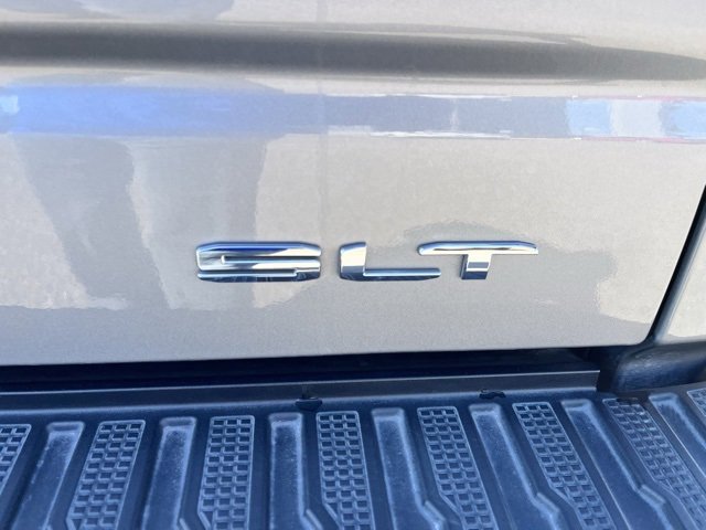 2024 Gmc Sierra 1500 SLT photo 8