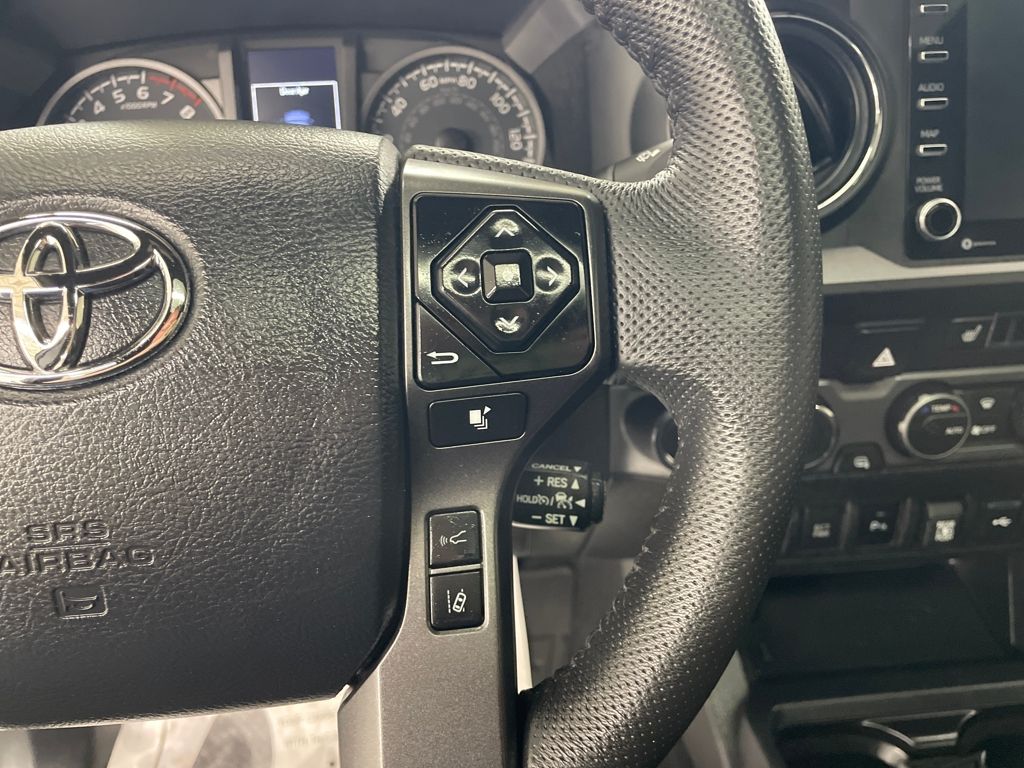 2023 Toyota Tacoma TRD Off-Road photo 11