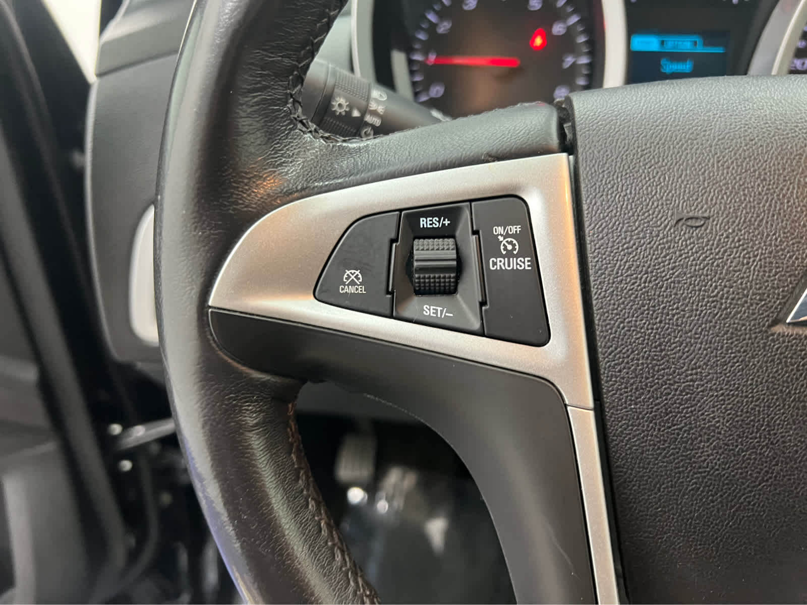 2017 Chevrolet Equinox LT photo 17