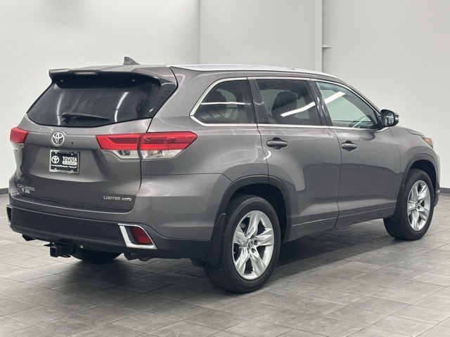 2018 Toyota Highlander Limited photo 2