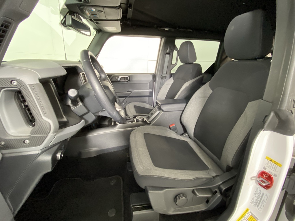 2022 Ford Bronco Big Bend photo 2