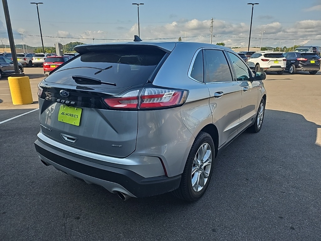 2022 Ford Edge Titanium photo 6