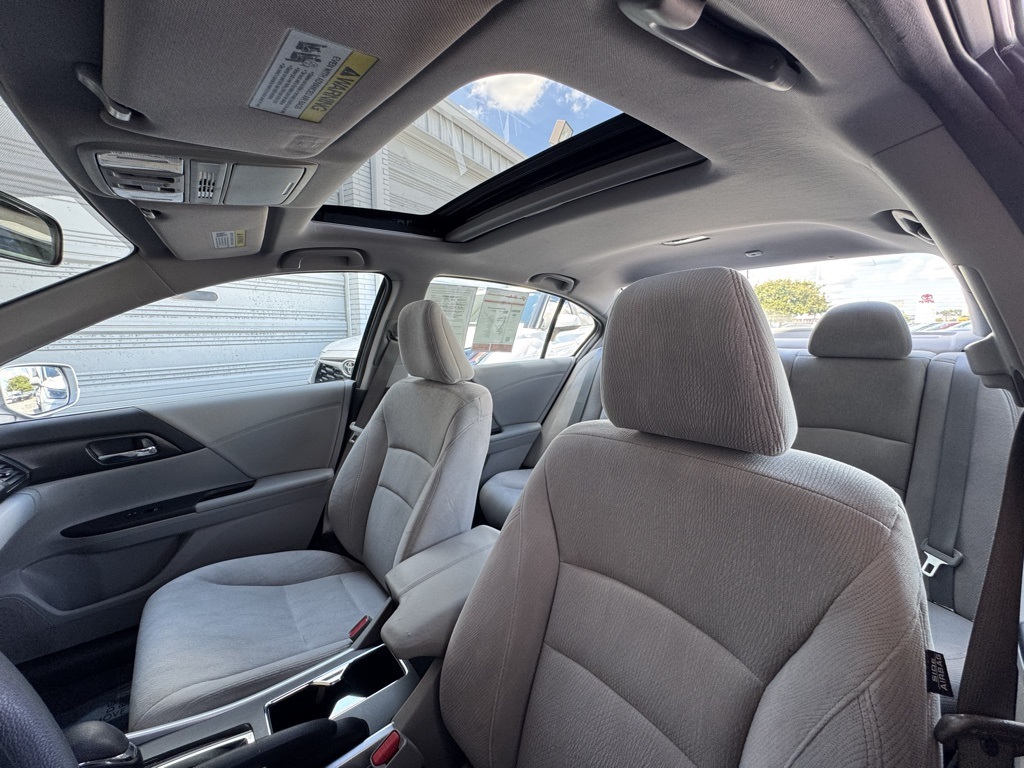 2015 Honda Accord EX photo 11