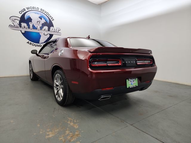 2022 Dodge Challenger GT photo 4