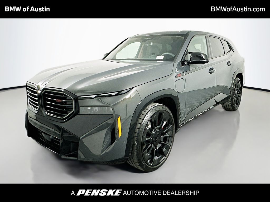 2026 BMW XM Base's photo