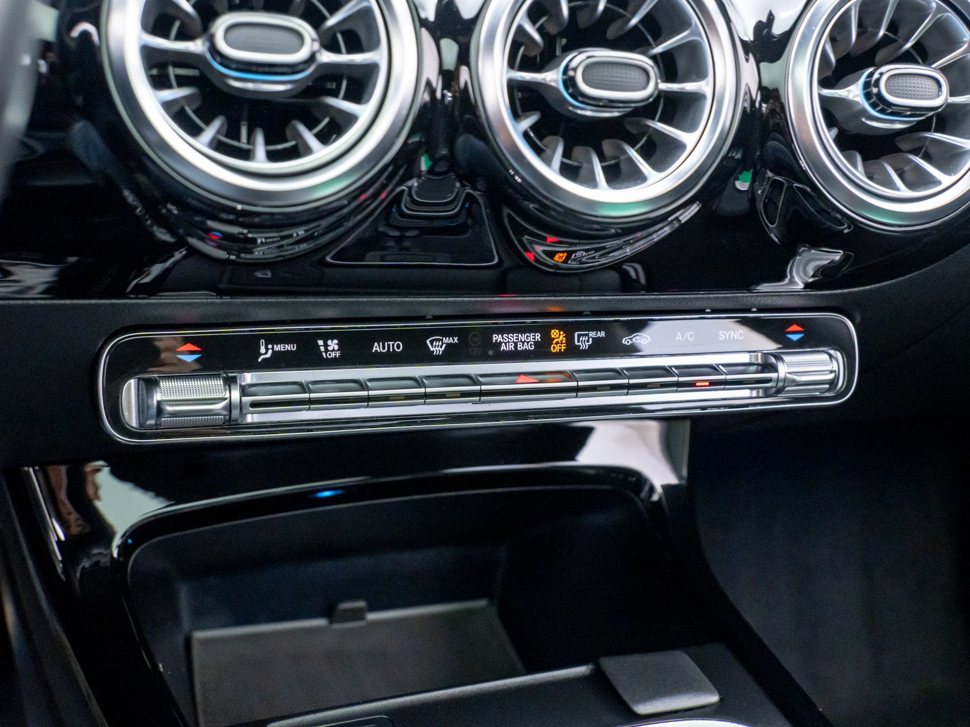 2023 Mercedes Benz CLA 250 4MATIC photo 24