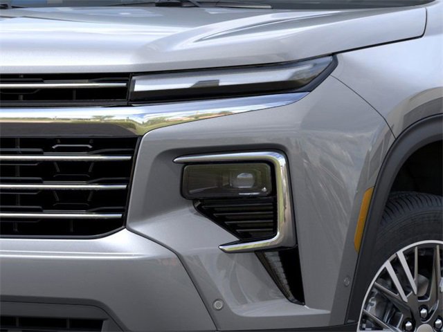 2025 Chevrolet Traverse photo 10