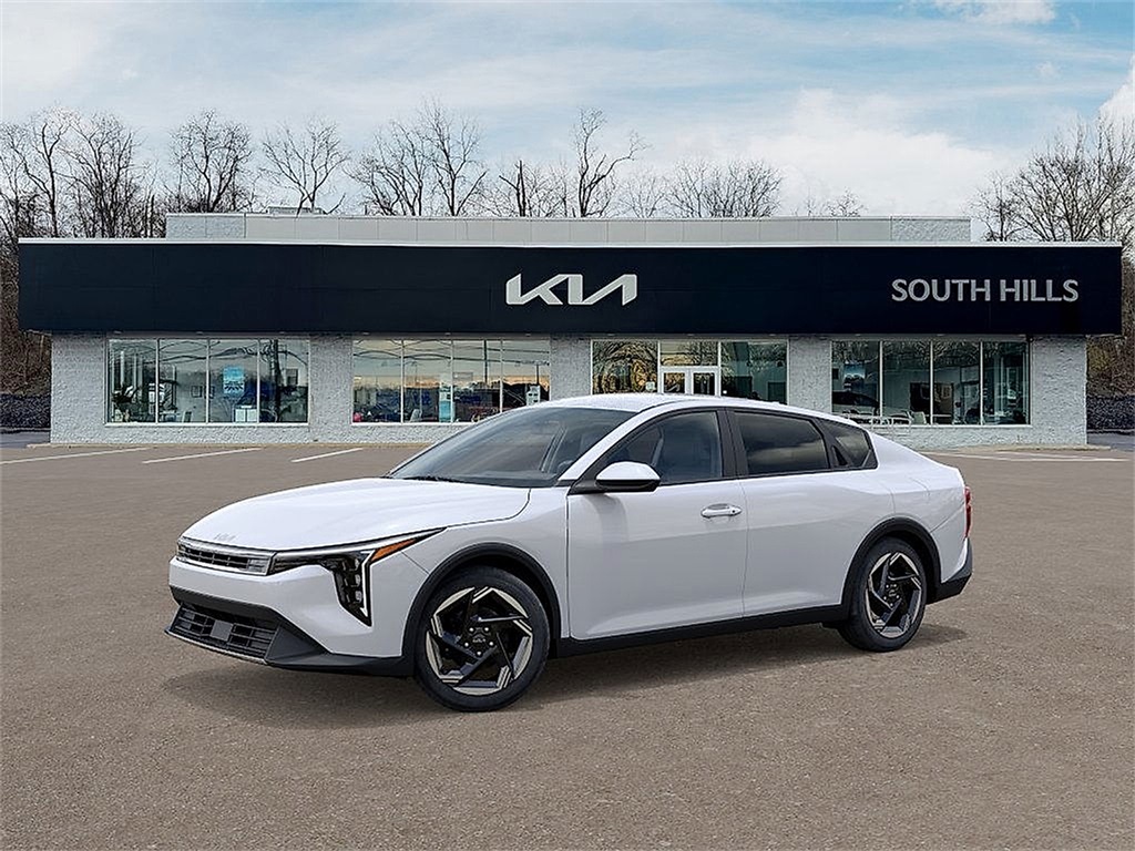 2025 Kia K4 EX photo 2