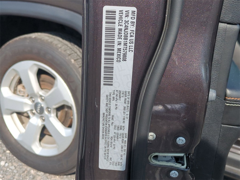 2021 Jeep Compass Latitude photo 12