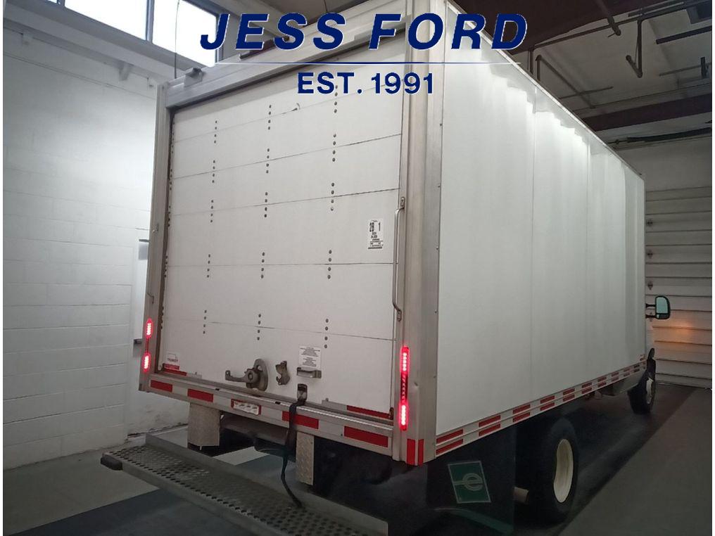 2024 Ford E-450 photo 3