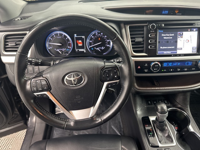 2019 Toyota Highlander XLE photo 15
