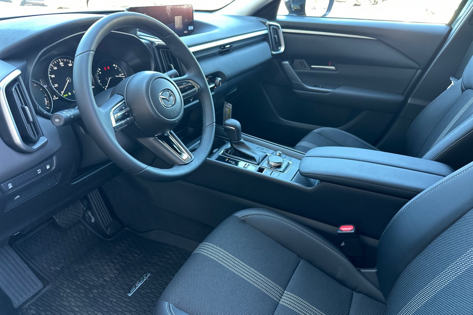 2025 Mazda CX-50 Preferred photo 10