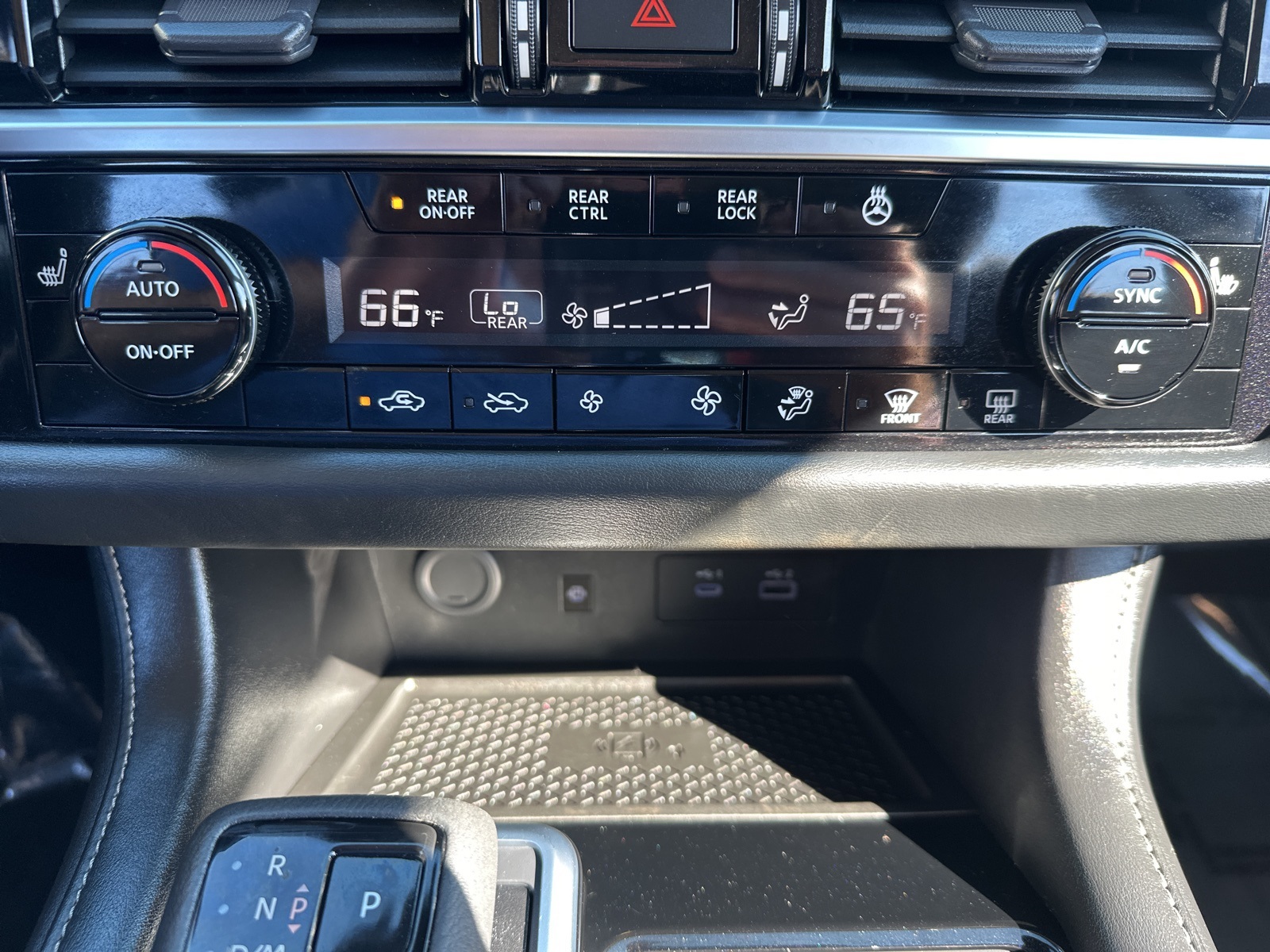 2023 Nissan Pathfinder SL photo 23